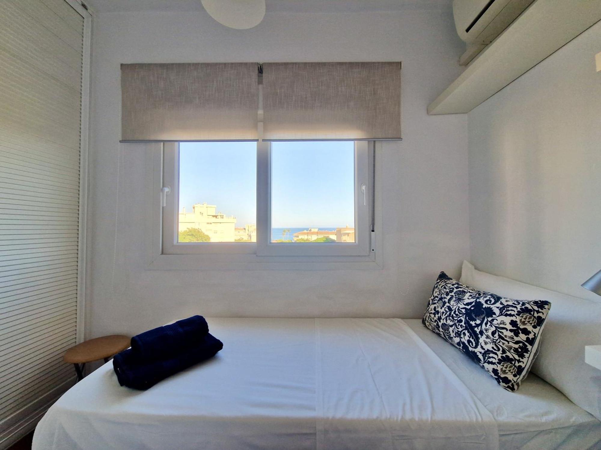 Sr Mediterraneo Playa De La Carihuela 托雷莫利诺斯 外观 照片