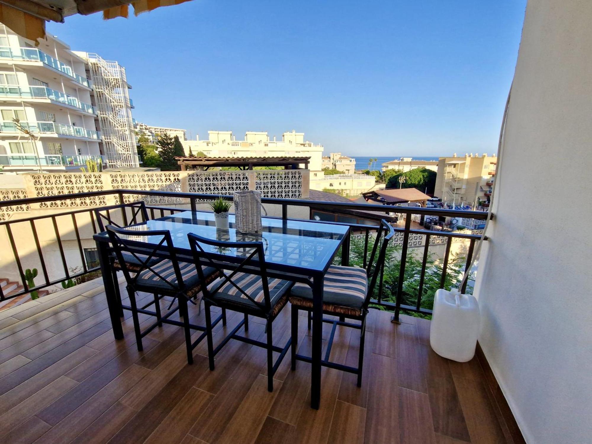 Sr Mediterraneo Playa De La Carihuela 托雷莫利诺斯 外观 照片