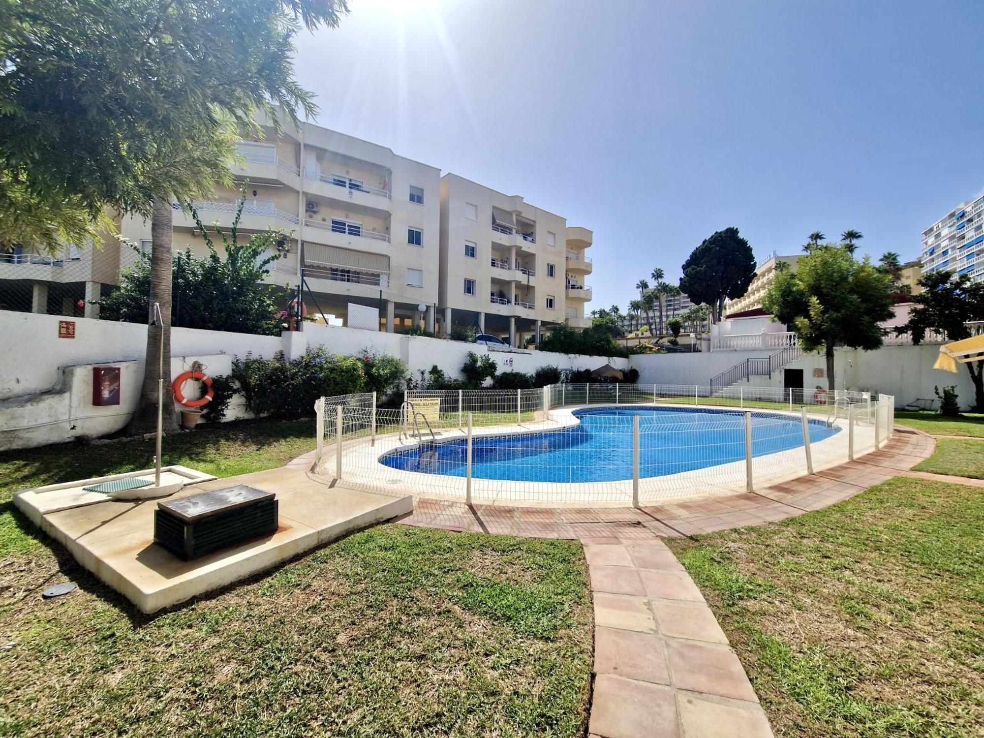 Sr Mediterraneo Playa De La Carihuela 托雷莫利诺斯 外观 照片